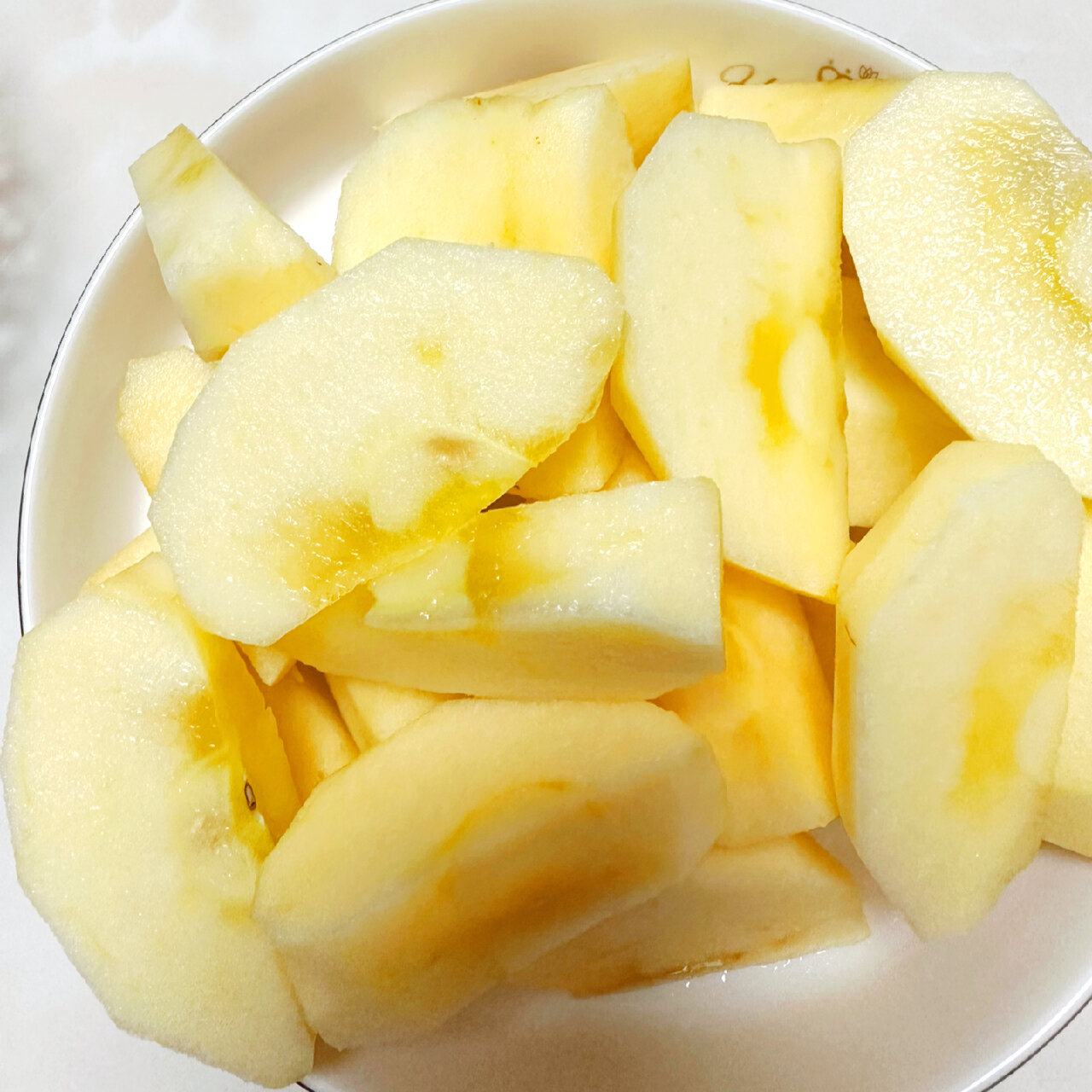 烤箱版苹果(烤箱版苹果派的做法家庭版)-第2张图片-QuickQ官网